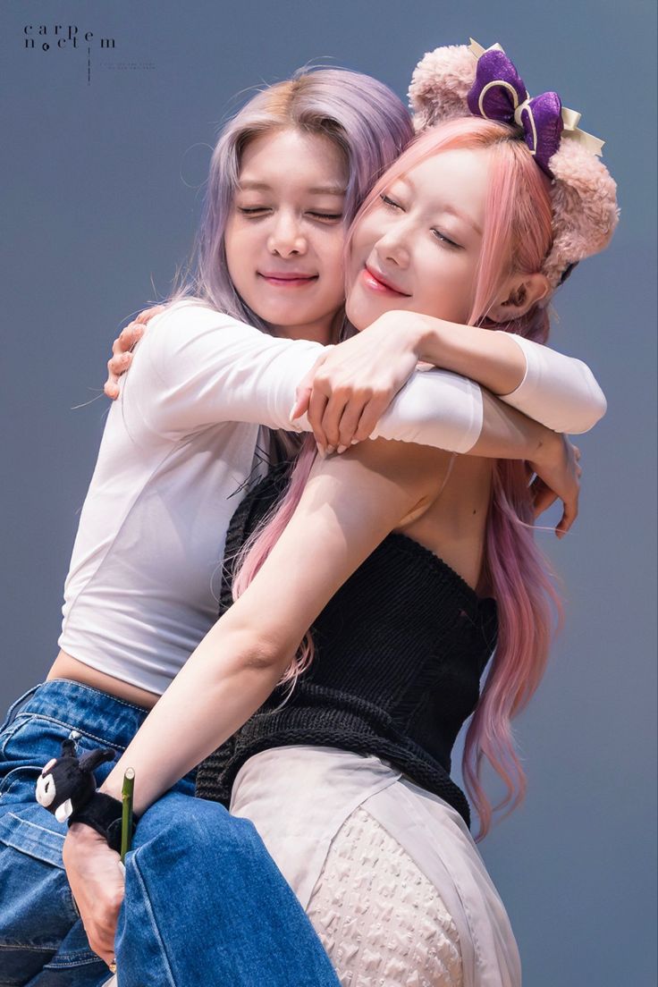catgirldamii's tweet photo. https://t.co/JSKF1qCHMI