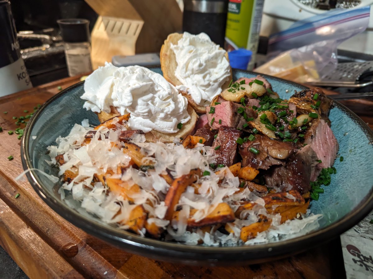 H̀͠T̶TP ́̕L̨͡o̡͠v̕ec̢̀͜ra̛͞f̕ť tweet media