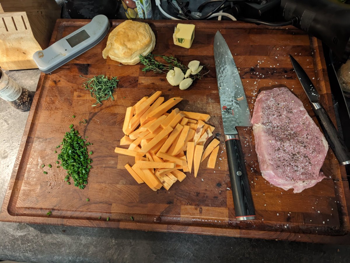 H̀͠T̶TP ́̕L̨͡o̡͠v̕ec̢̀͜ra̛͞f̕ť tweet media