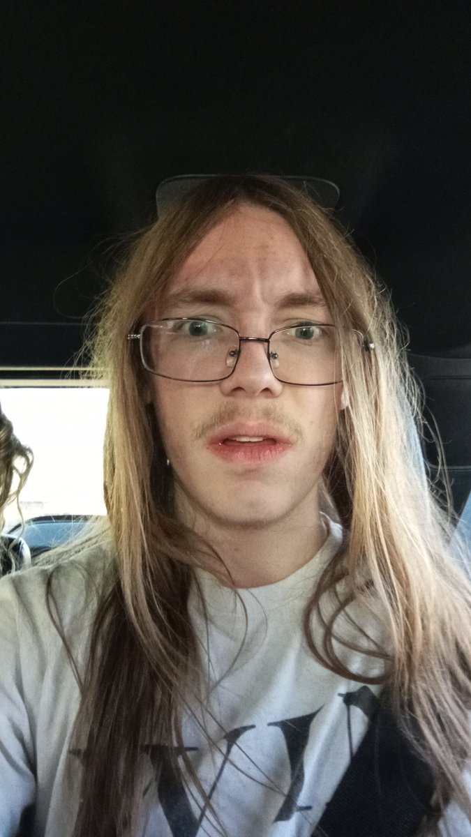 Inguf341 tweet media