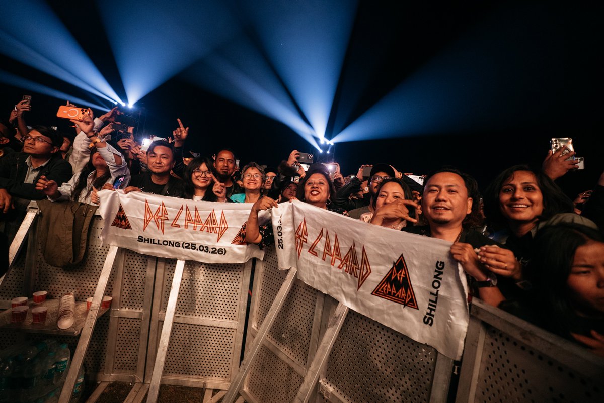 Def Leppard tweet media