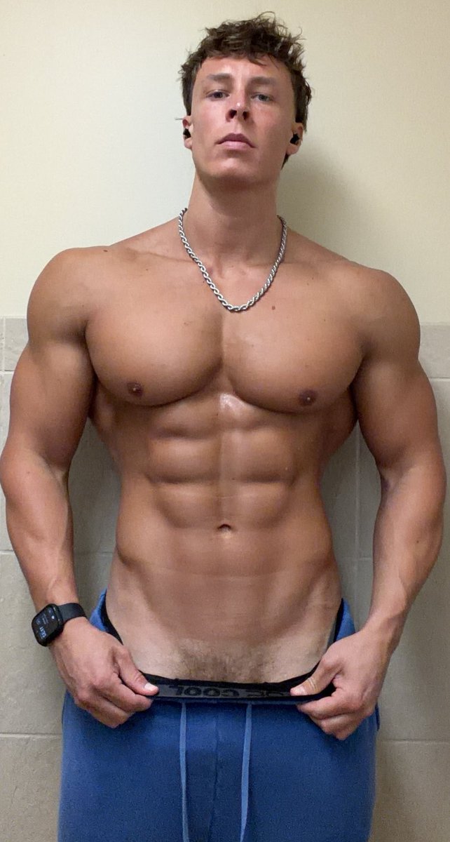 bro vault tweet media