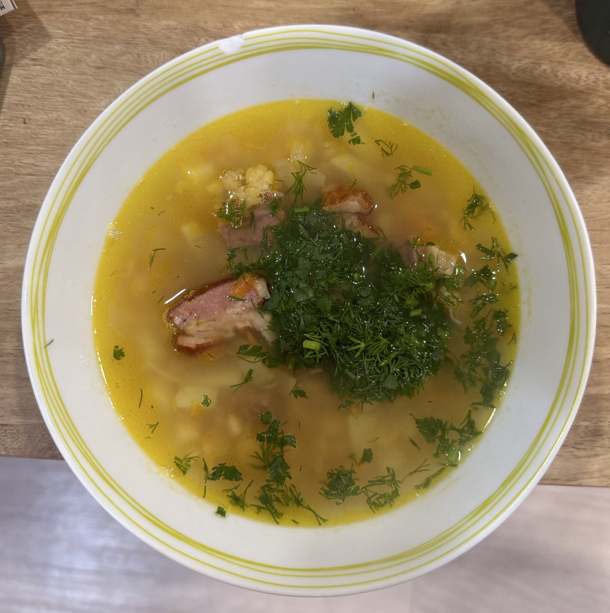 Лисец tweet media