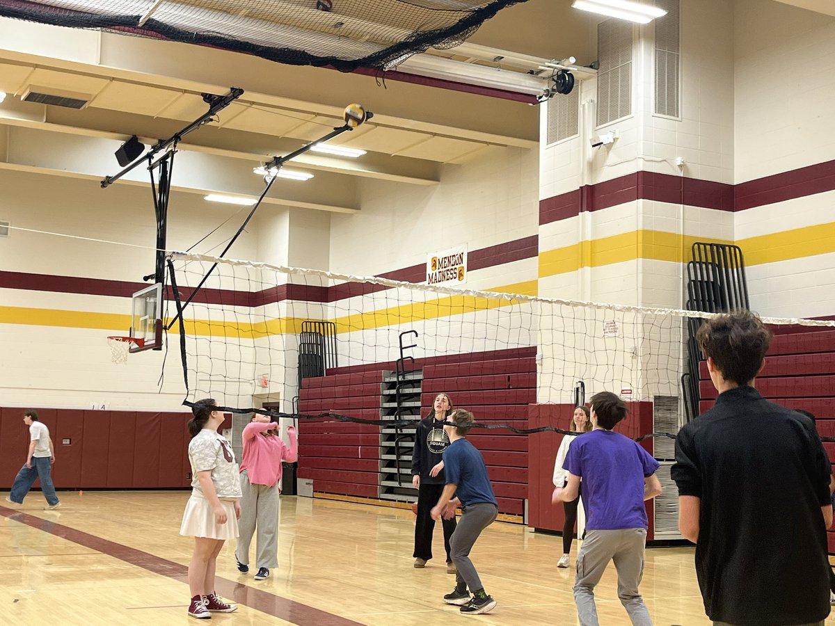 PCSDMendonHS's tweet photo. Thank you Link Leaders for hosting a volleyball game for our 9th grade students during WIN today! https://t.co/CaaGjcRogV