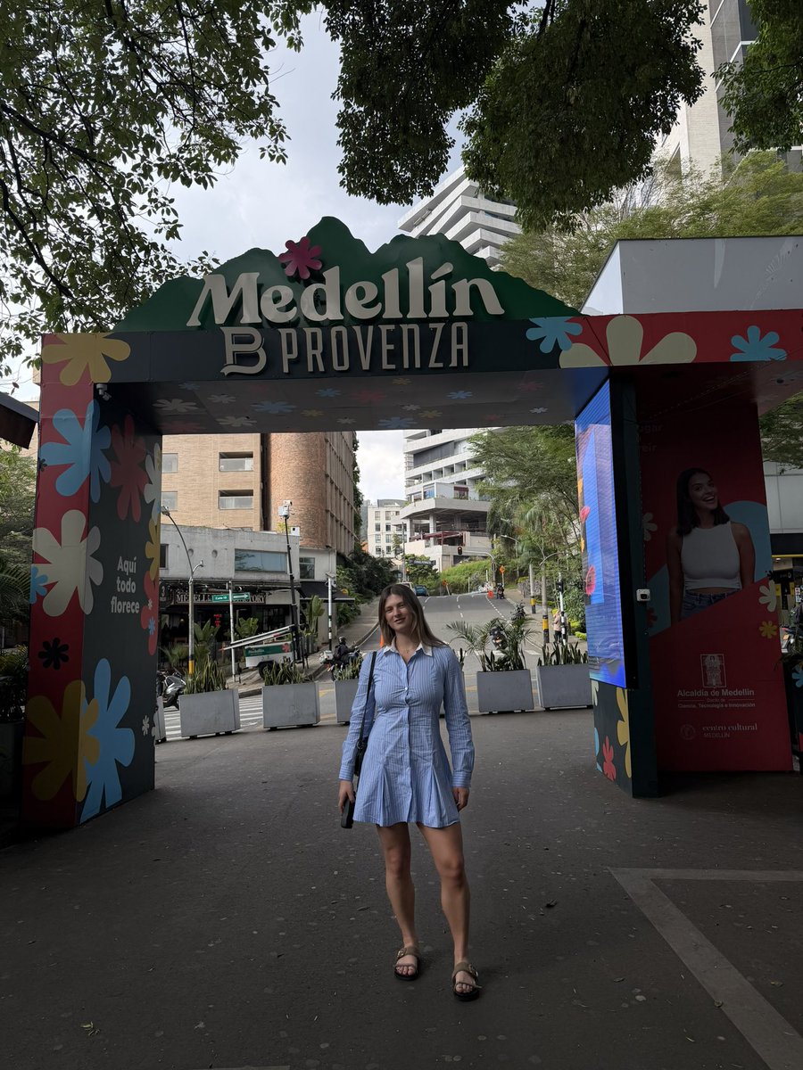 uri üri tweet media