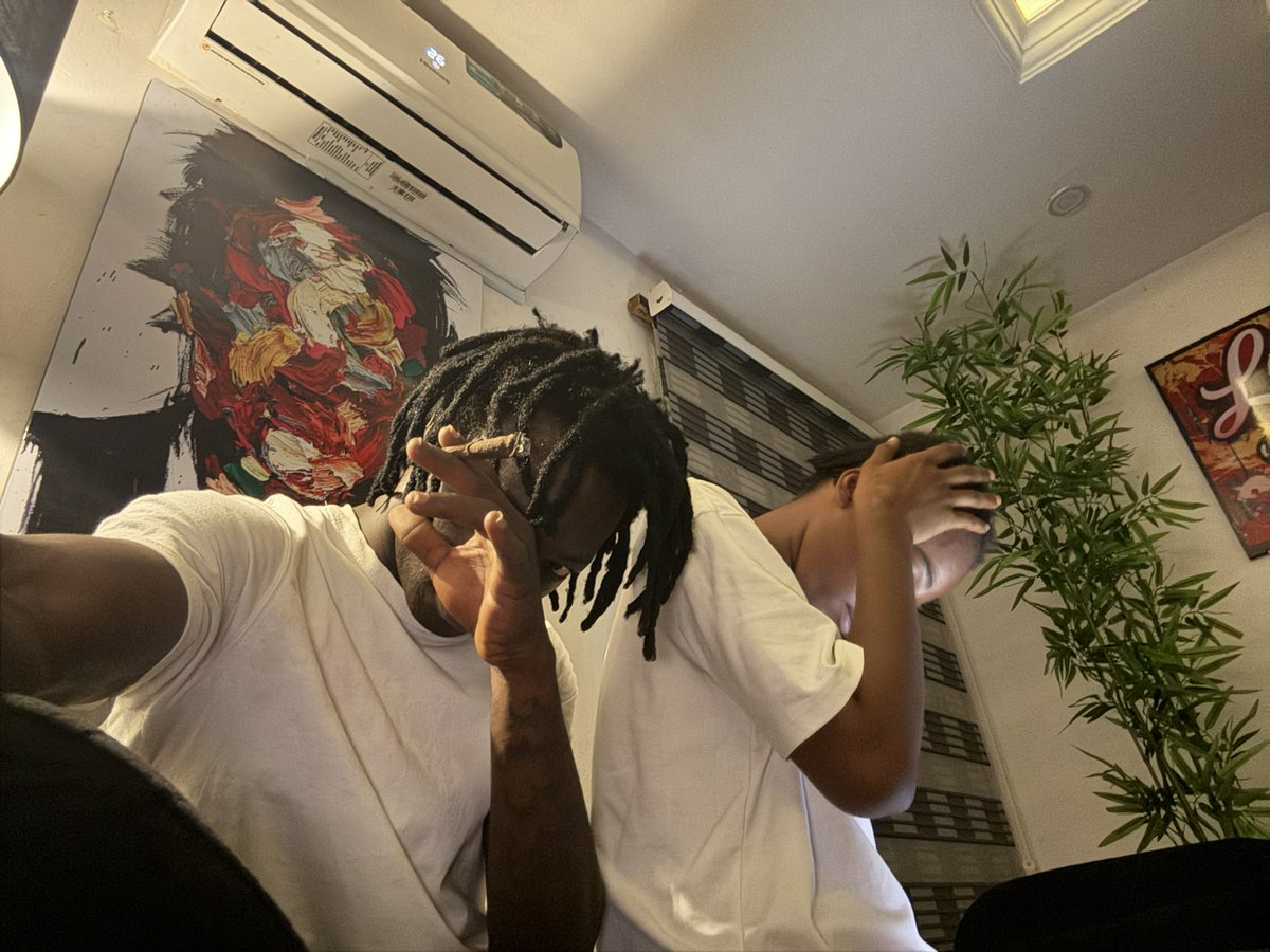 URGLY GRAMM🍃 tweet media