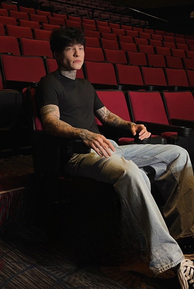 ɀʊʐʊ tweet media