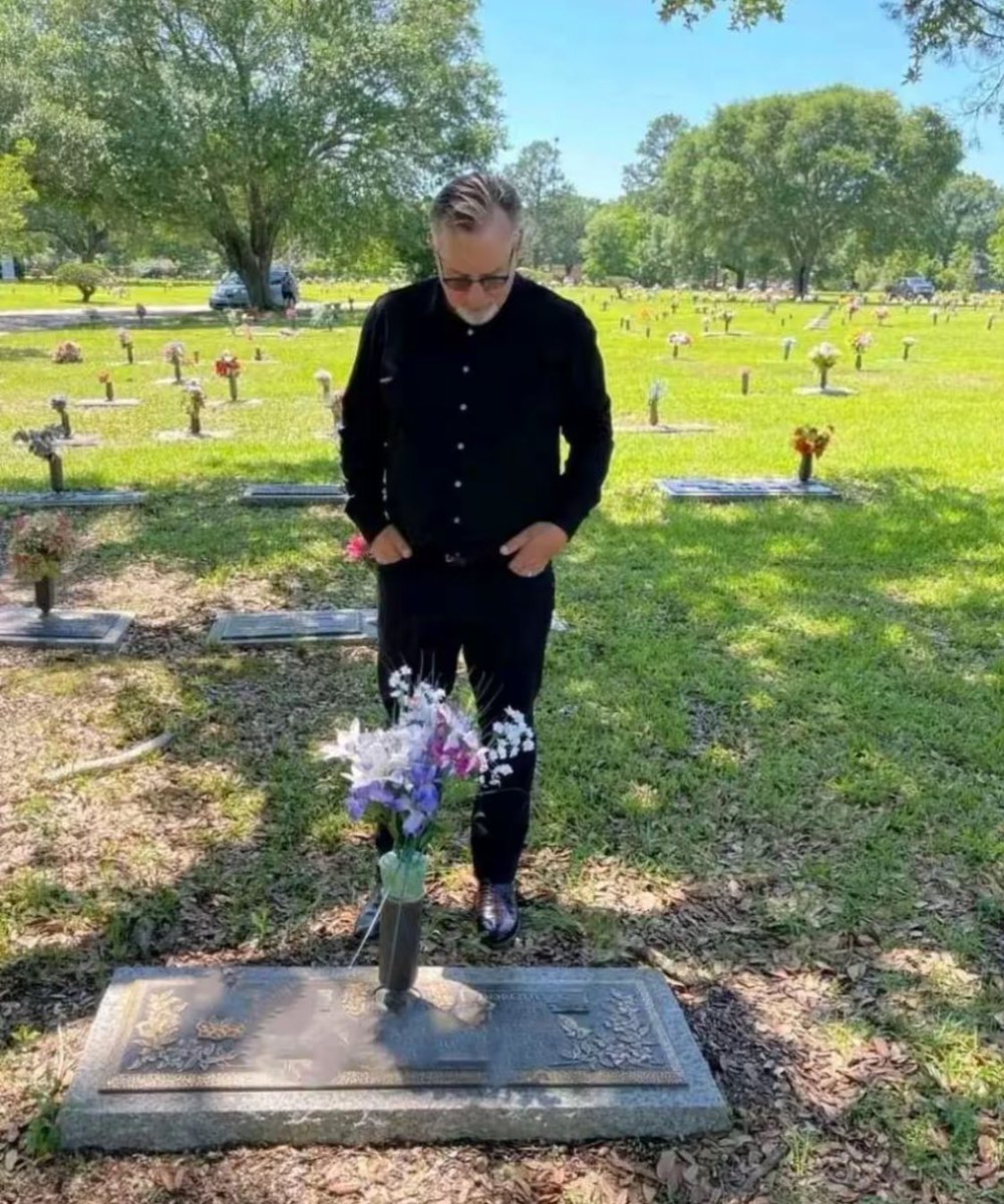 Ray Micheal tweet media