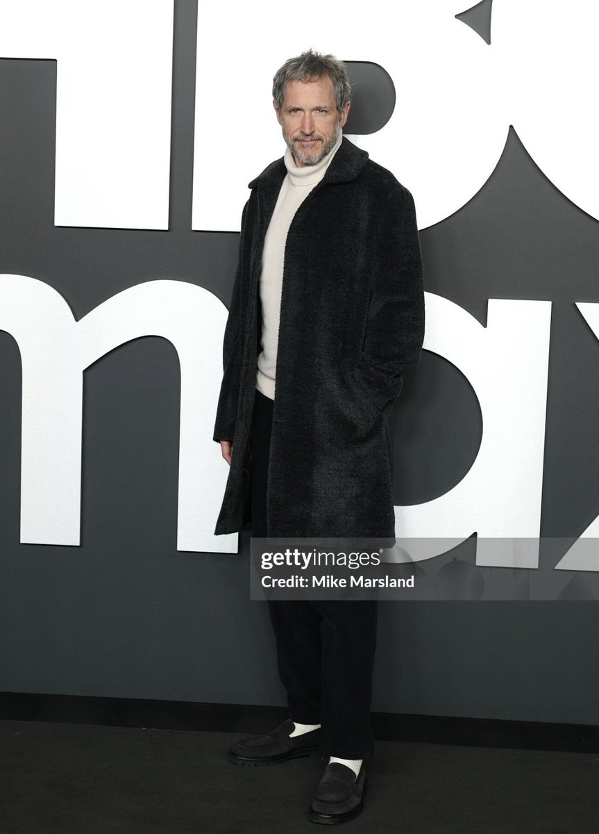 jan 🗡️ | baekarpilled tweet media