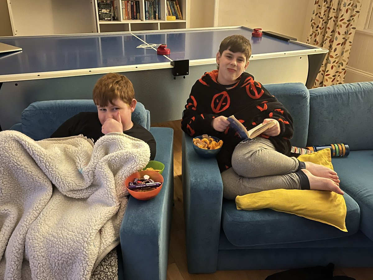 Time for a movie night and chill! 😀🍿🥤🎉🍿
