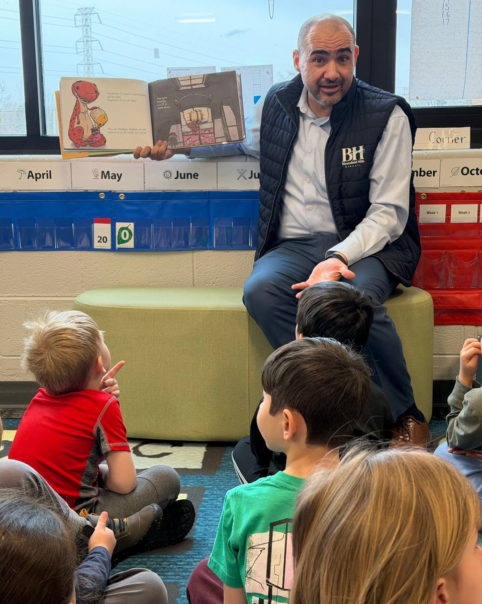 bhschools's tweet photo. In celebration of March is Reading Month, Board of Education members stepped into the classroom to share their love of reading with our students! 📚✨From engaging stories to meaningful conversations, these special visits brought books to life. #BelongHere #ExcelAnywhere https://t.co/a32kp1JzXW