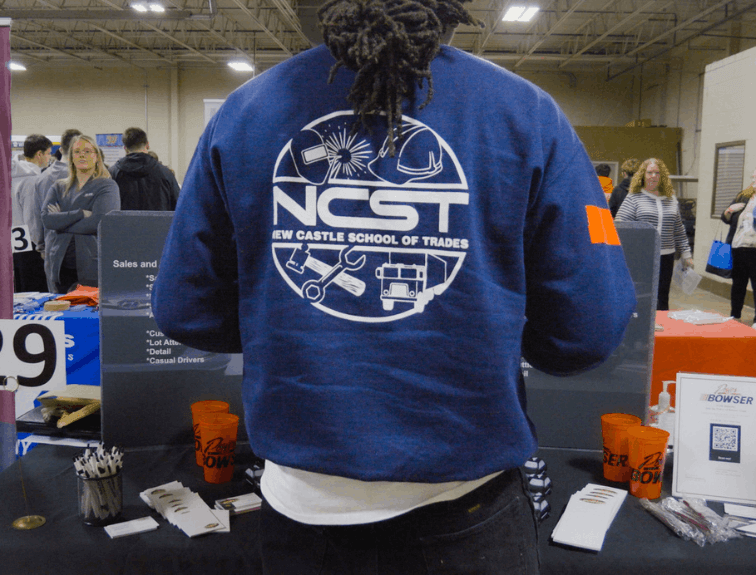 NCSTrades's tweet photo. 100 employers. 500 job seekers. On-the-spot interviews.

NCST's 10th Annual Career Fair showed just how much demand there is for skilled trades workers in the region. Full recap here 👉 https://t.co/RCreC4YrGD

#SkilledTrades #CareerFair #Pennsylvania https://t.co/4fXzhPMIKt