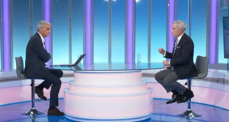 Boris Blue Eyes tweet media