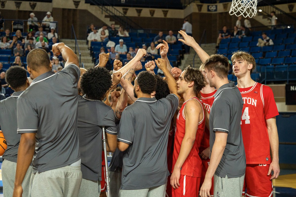 Case In Point tweet media