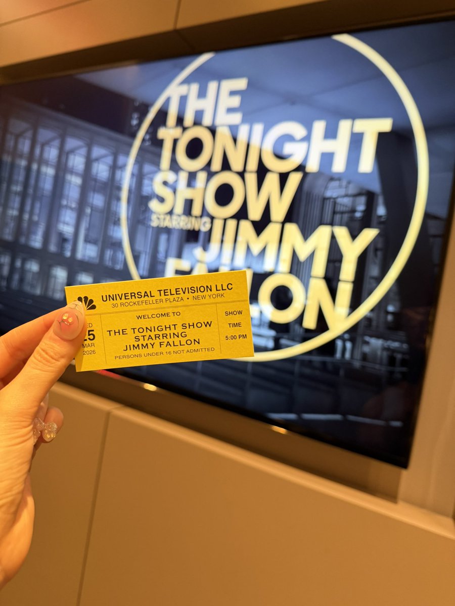 alexandra⁷ 🪭 tweet media