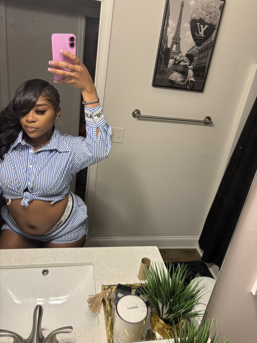yall finna heart my shi or what ?🤣