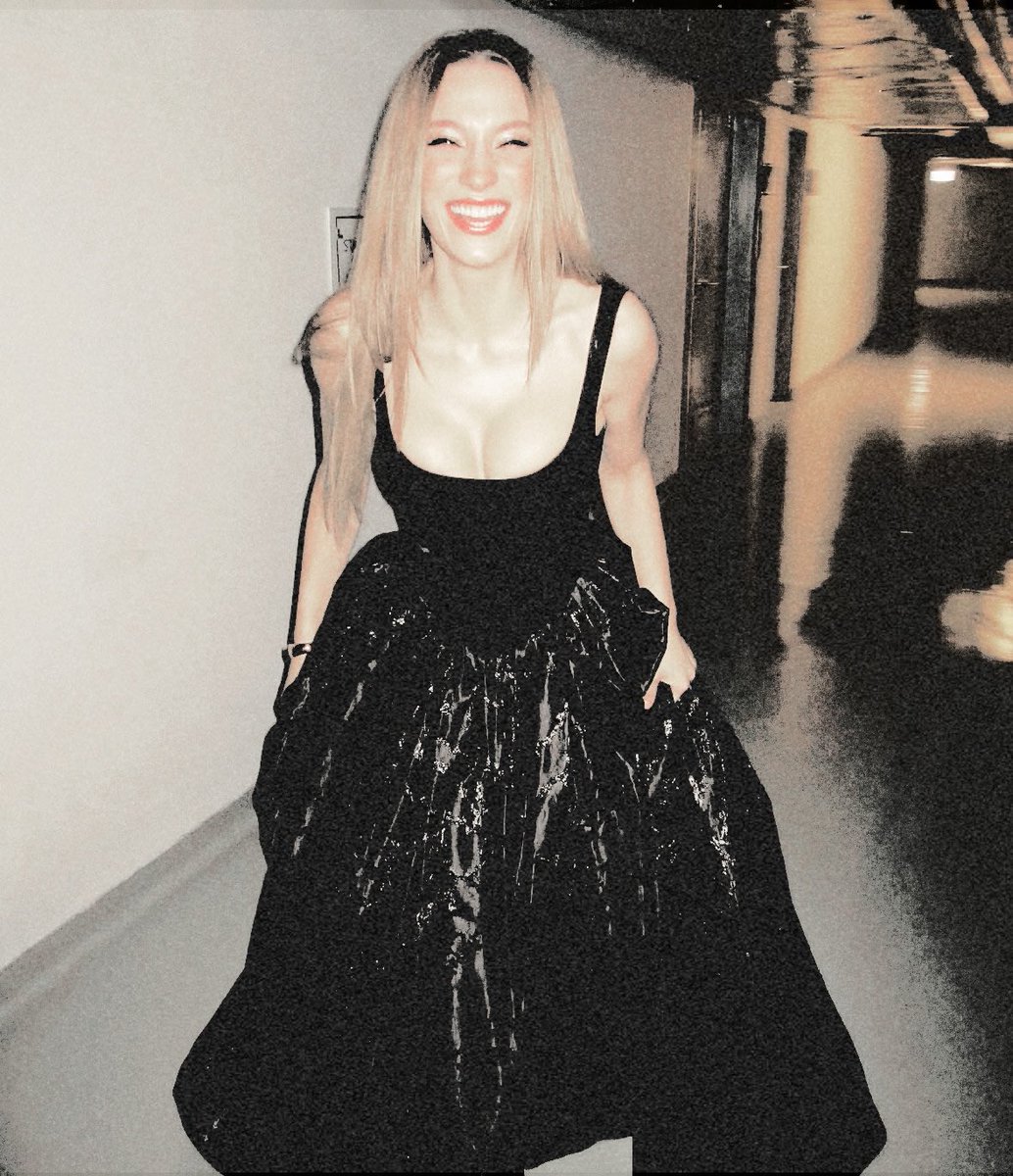 snxkess's tweet photo. ⠀⠀ ⠀𝐢𝐧𝐬𝐭𝐚𝐠𝐫𝐚𝐦 𝐩𝐨𝐬𝐭.
 ⠀⠀
  ⠀⠀  @/sweetfefe

 the black swan.

⠀⠀ https://t.co/EbXnBbCpew