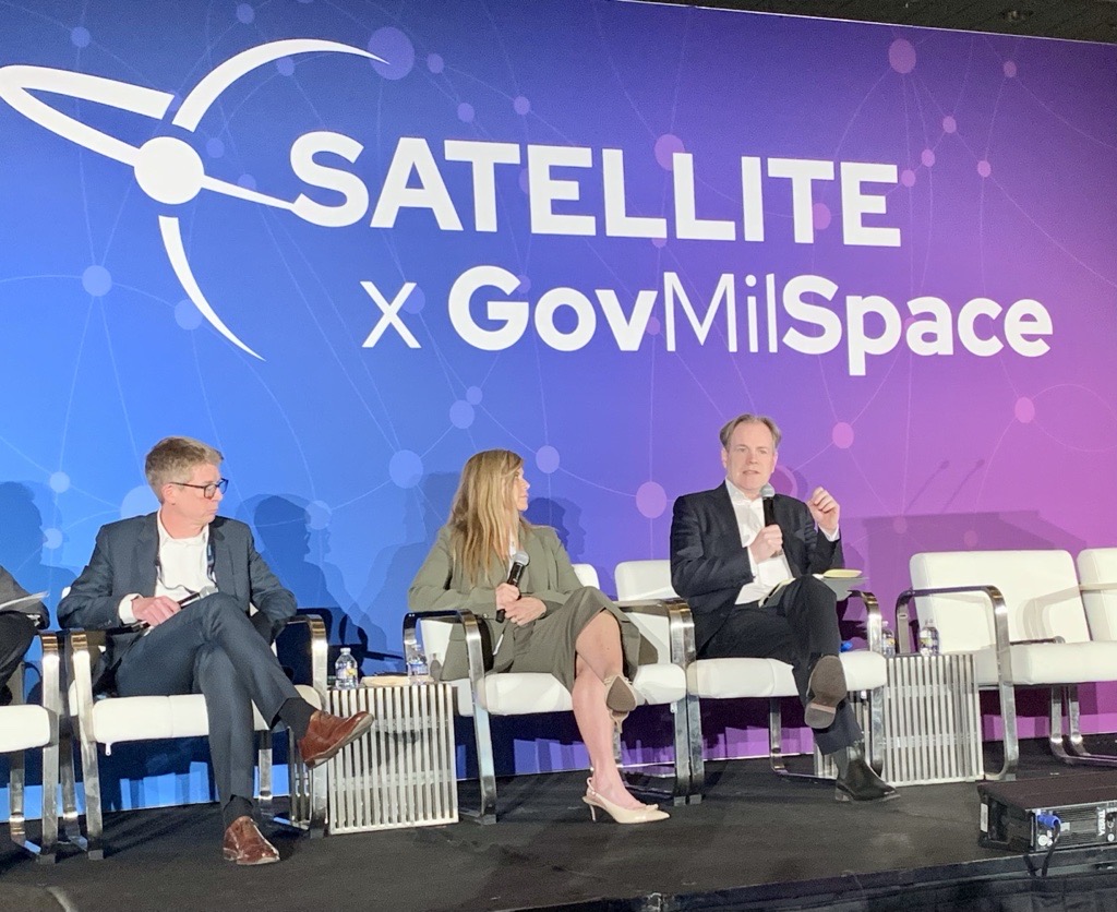 SpeedcastGlobal's tweet photo. #SATShow #Speedcast’s James Trevelyan shared insights during a #bandwidth panel session, highlighting that #SpeedcastSIGMA has "improved [the] customer experience by leveraging network intelligence. . . an essential tool to help customers make the best use of their bandwidth." https://t.co/6n8Vcas3FB