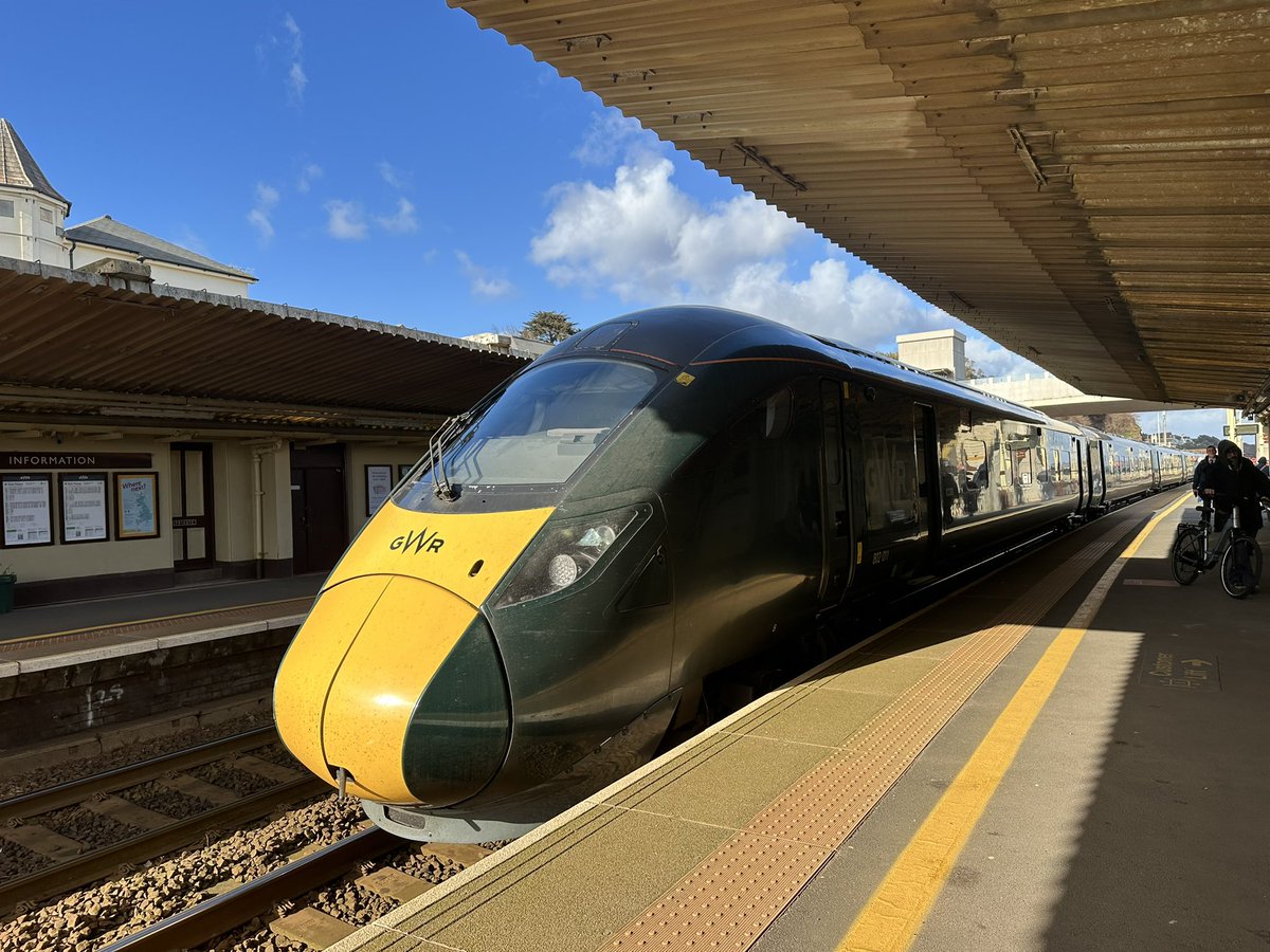 Conductor Collins (Nat) tweet media