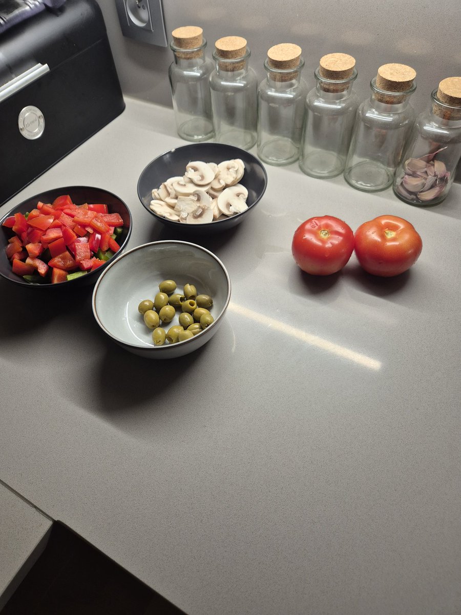 Apokryphos tweet media