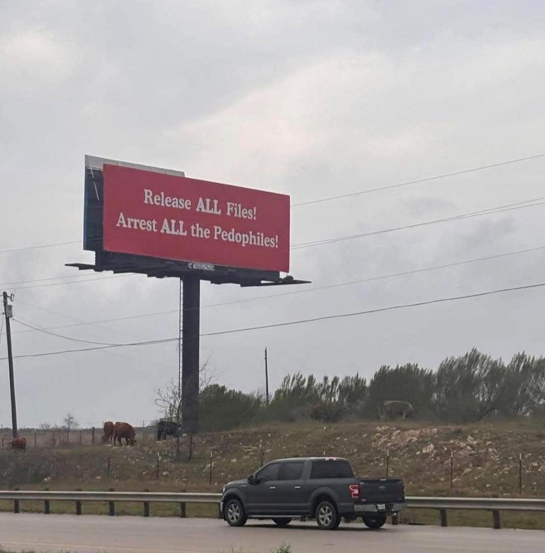 Agolf Twitler Slayer tweet media