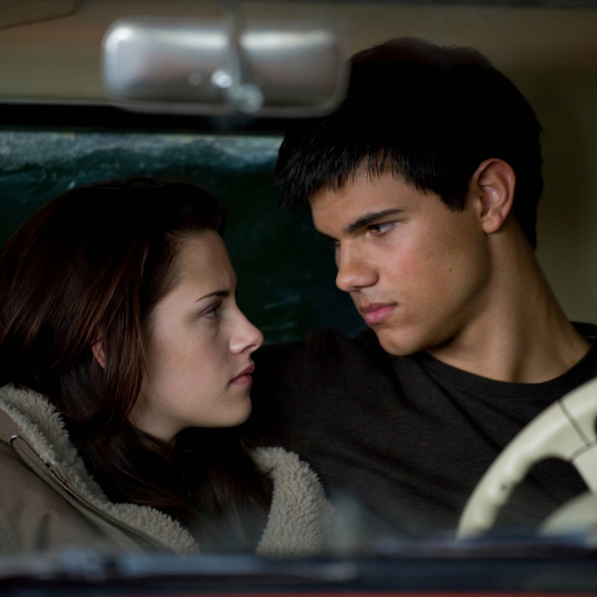 THE TWILIGHT SAGA 🍎 tweet media