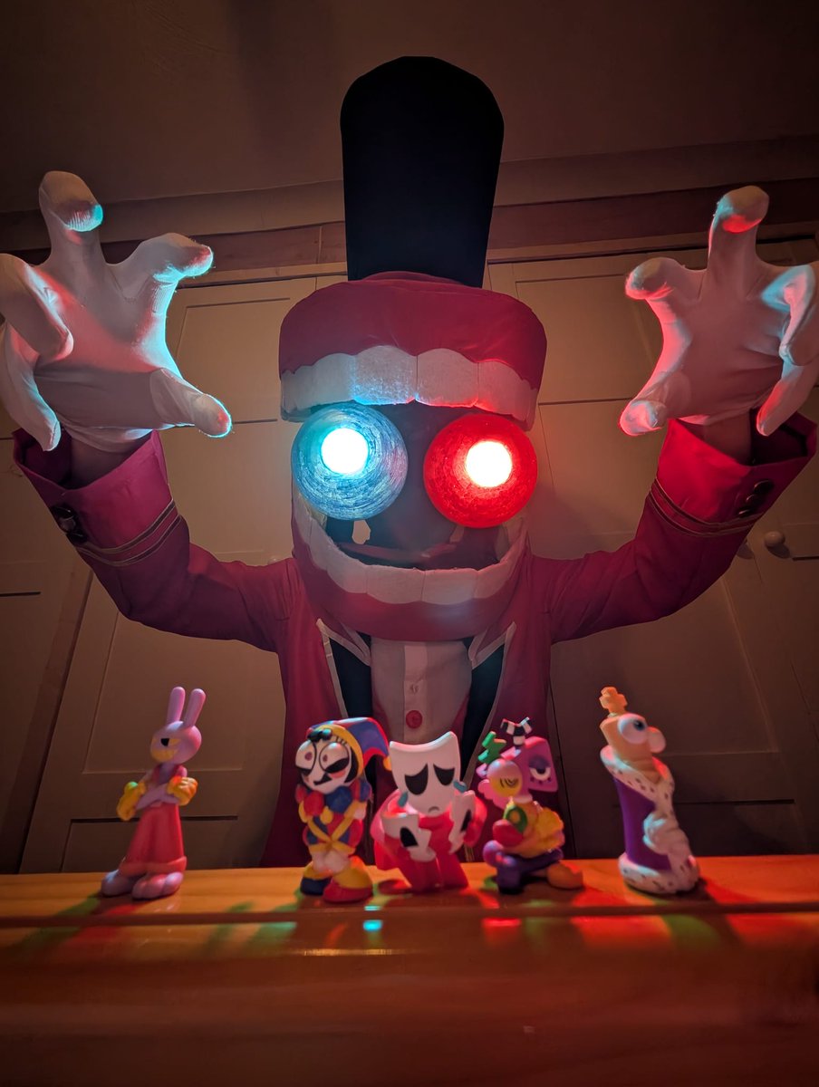 NotSoRedGuy tweet media