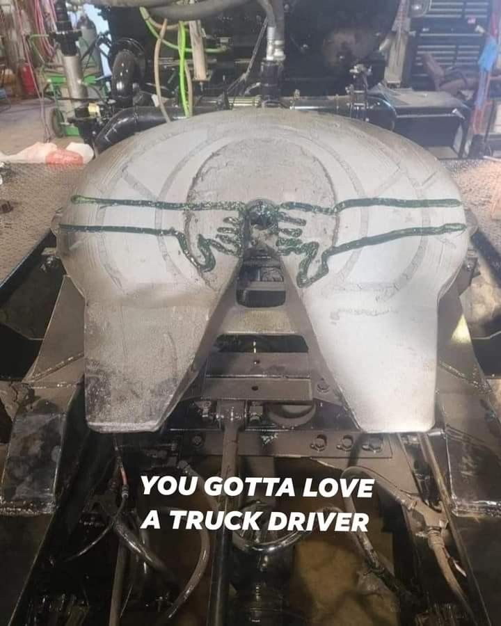 Meowseph_Stalin tweet media