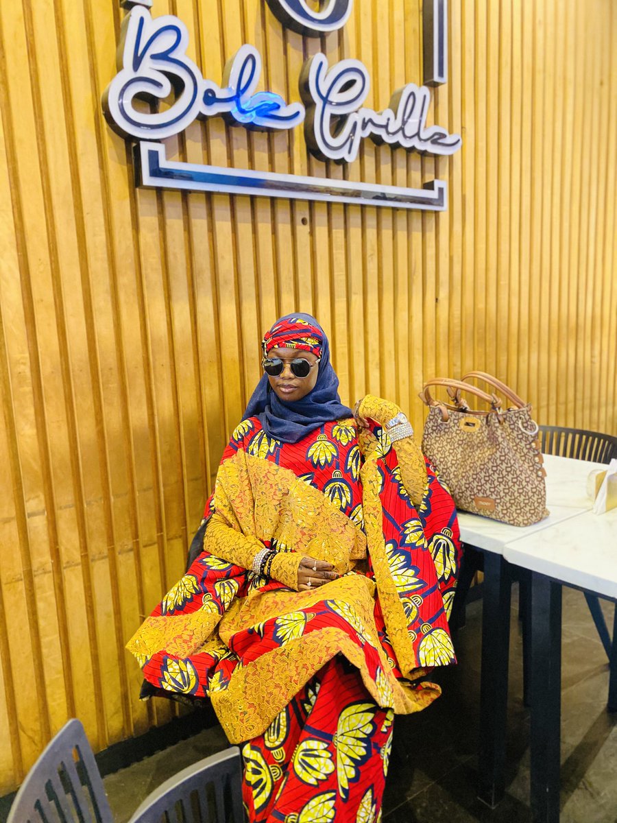 MayroTheRoyal 🌸 tweet media