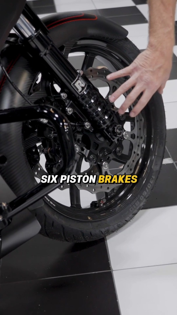 SCCBikes's tweet photo. "We're building these things to go as fast as you can..." 💨
But making fast motorcycles means we also need a good brake package! Watch the full parts breakdown of SCC's latest bagger build on our YouTube channel at the link in our bio 🏁
#Motorcycles #PerformanceBagger #Cu… https://t.co/XTzKvai7OW