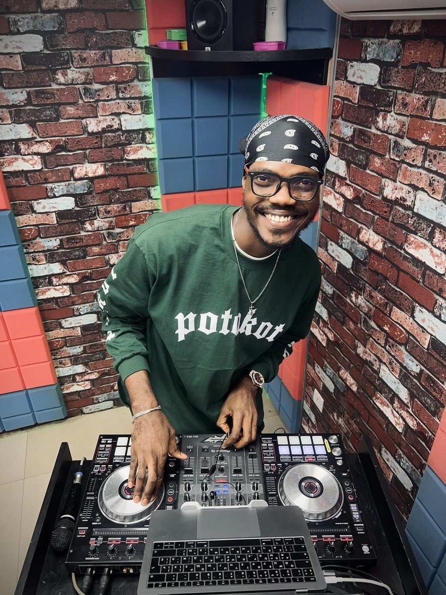 djsavyofficial's tweet photo. Proud Port Harcourt Boy 😤 https://t.co/LDyaVqS9UU