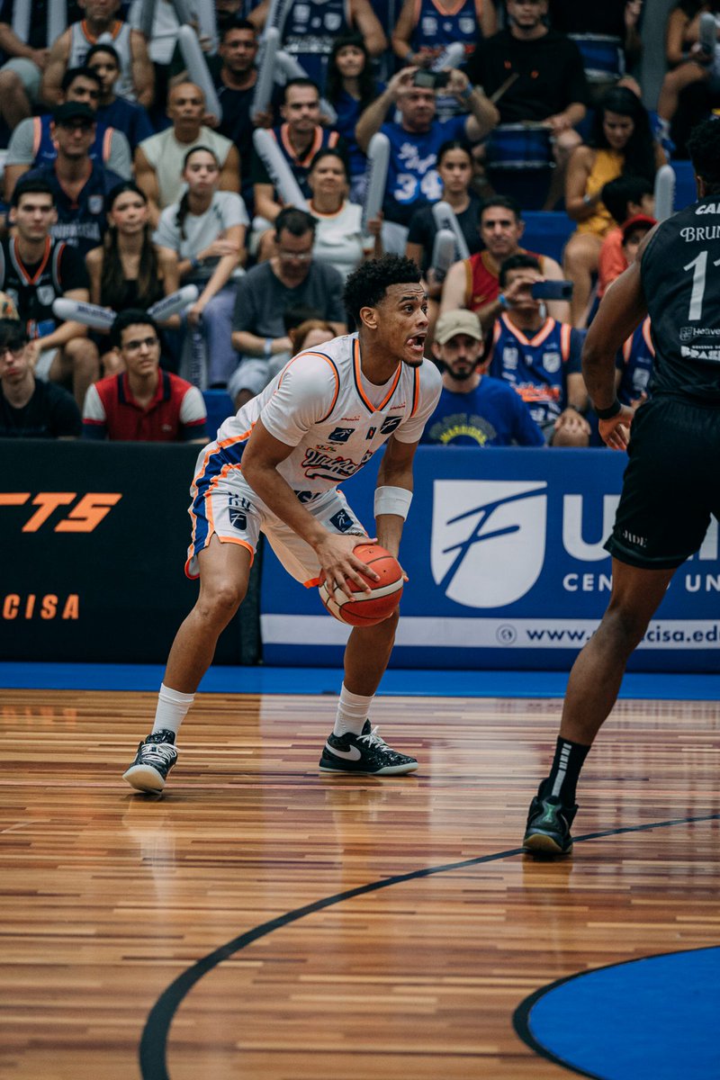 León Aguilar tweet media