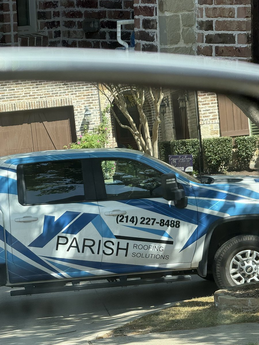 theLindstrom's tweet photo. Shoutout @BenRogers @SkinWade - Parish Roofing Solutions did not disappoint! https://t.co/JGDI463Mfh