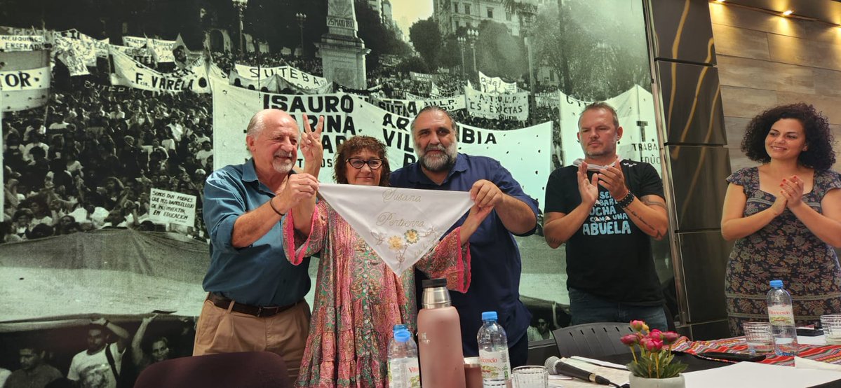 Hugo Yasky tweet media