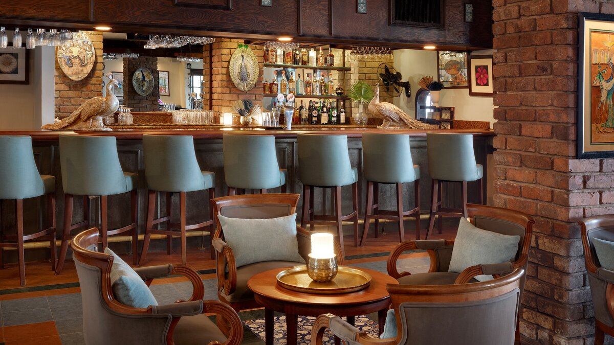 honeymoonscom's tweet photo. Escape to Sandals Royal Plantation, an intimate adults-only, all-inclusive haven in Jamaica with all-suite ocean views, butler service, and the Caribbean's only Champagne &amp; Caviar Bar. Unwind on private cove beaches amid roaming peacocks. https://t.co/Q3yTQK9flJ https://t.co/qyoY4GkFus