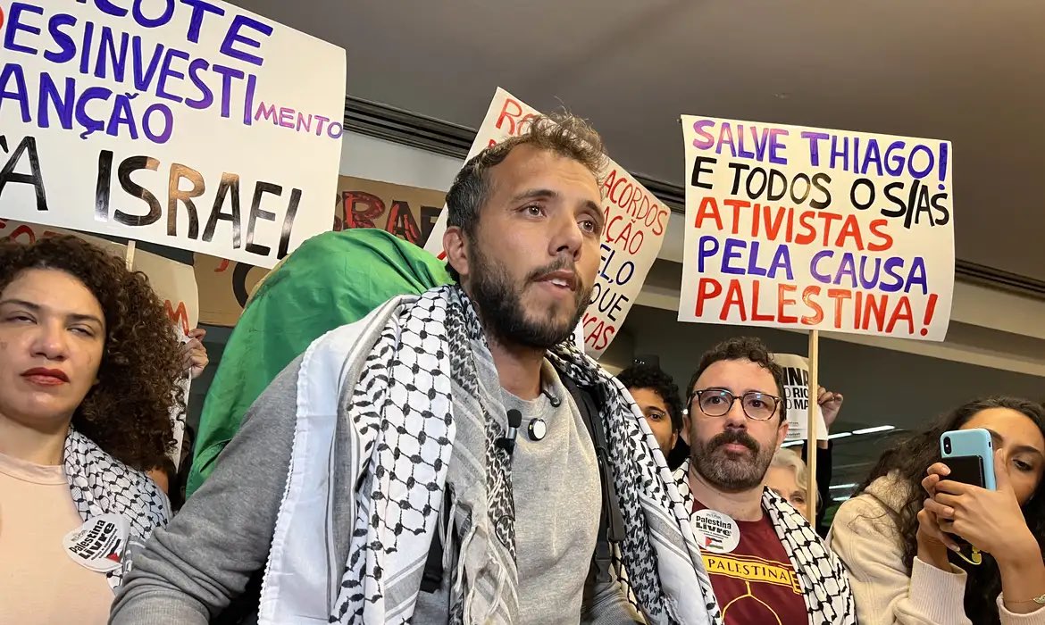 União Brasileira das/dos Estudantes Secundaristas tweet media