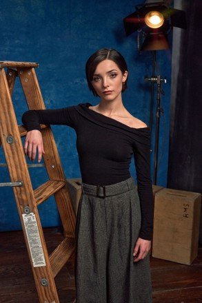 WriterWil's tweet photo. Happy birthday Jessica Reynolds 🇮🇪

#JessicaReynolds #actor #Outlander #HouseOfGuinness #AWomanOfSubstance #DerryGirls #Kneecap #LifeHack #MyLeftNut #TheCurseOfAudreyEarnshaw #WelcomeToKafkaville #DarkSpaces #Strawweight #LetItDie #Godspeed #Culdesac #TheNegotiation #Ancestors https://t.co/ro7n8twN9w