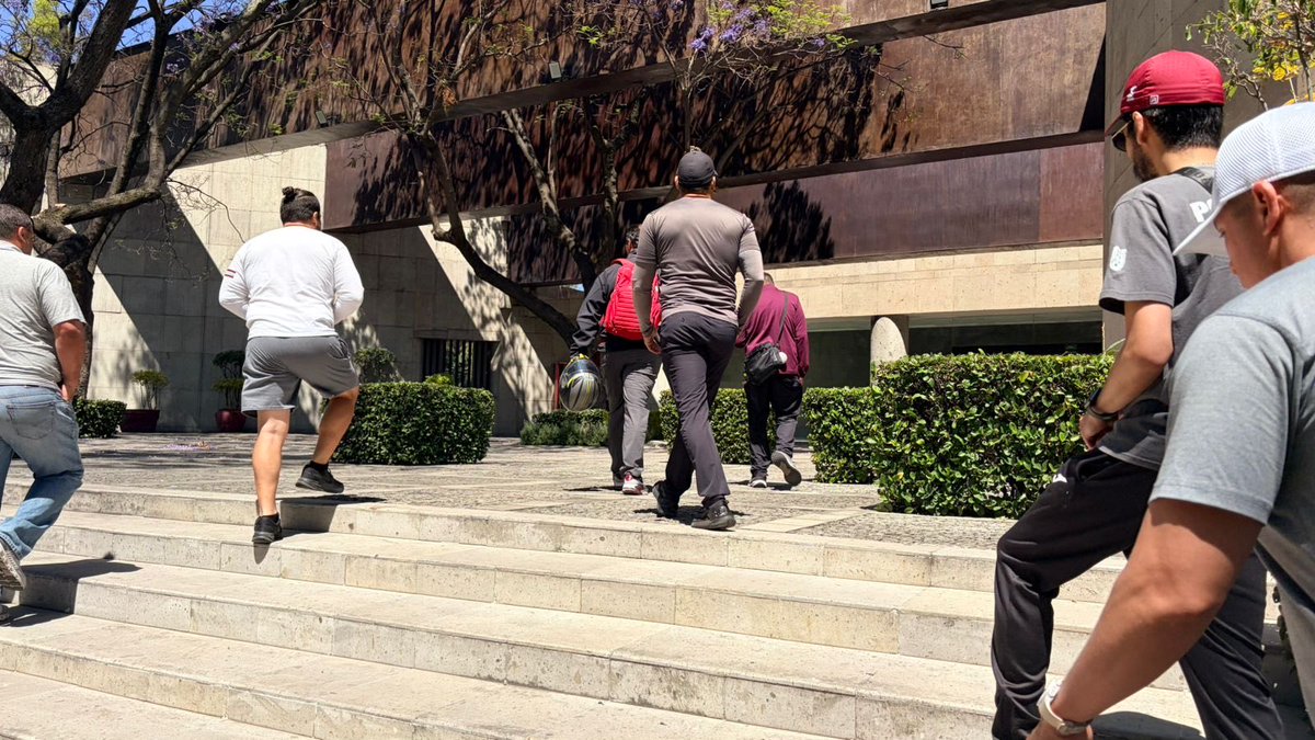 Aaron Soriano tweet media