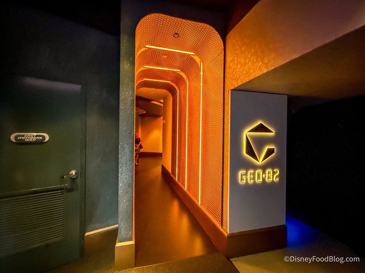 HisNameIsMax's tweet photo. Trying Geo-82 for the first time today! Any recommendations? Must try’s? Must avoids?
#Wdw #EPCOT #Geo82 https://t.co/7knBimWDSQ
