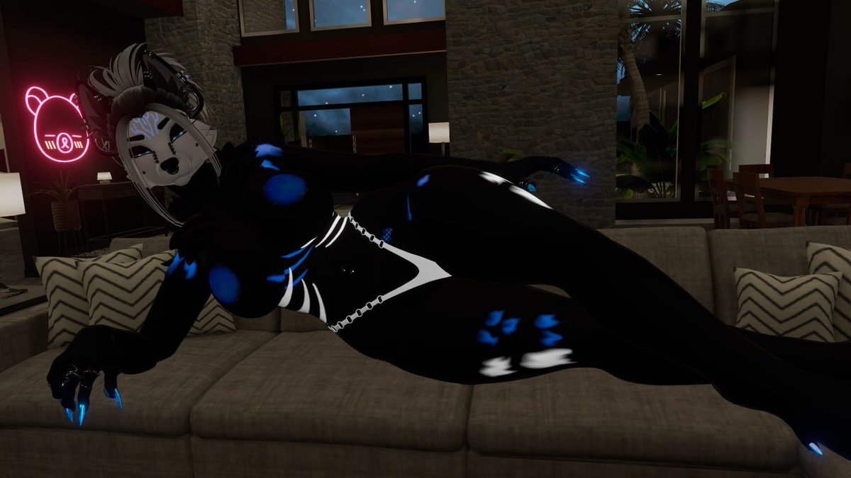 Wolf Milf Next Door tweet media