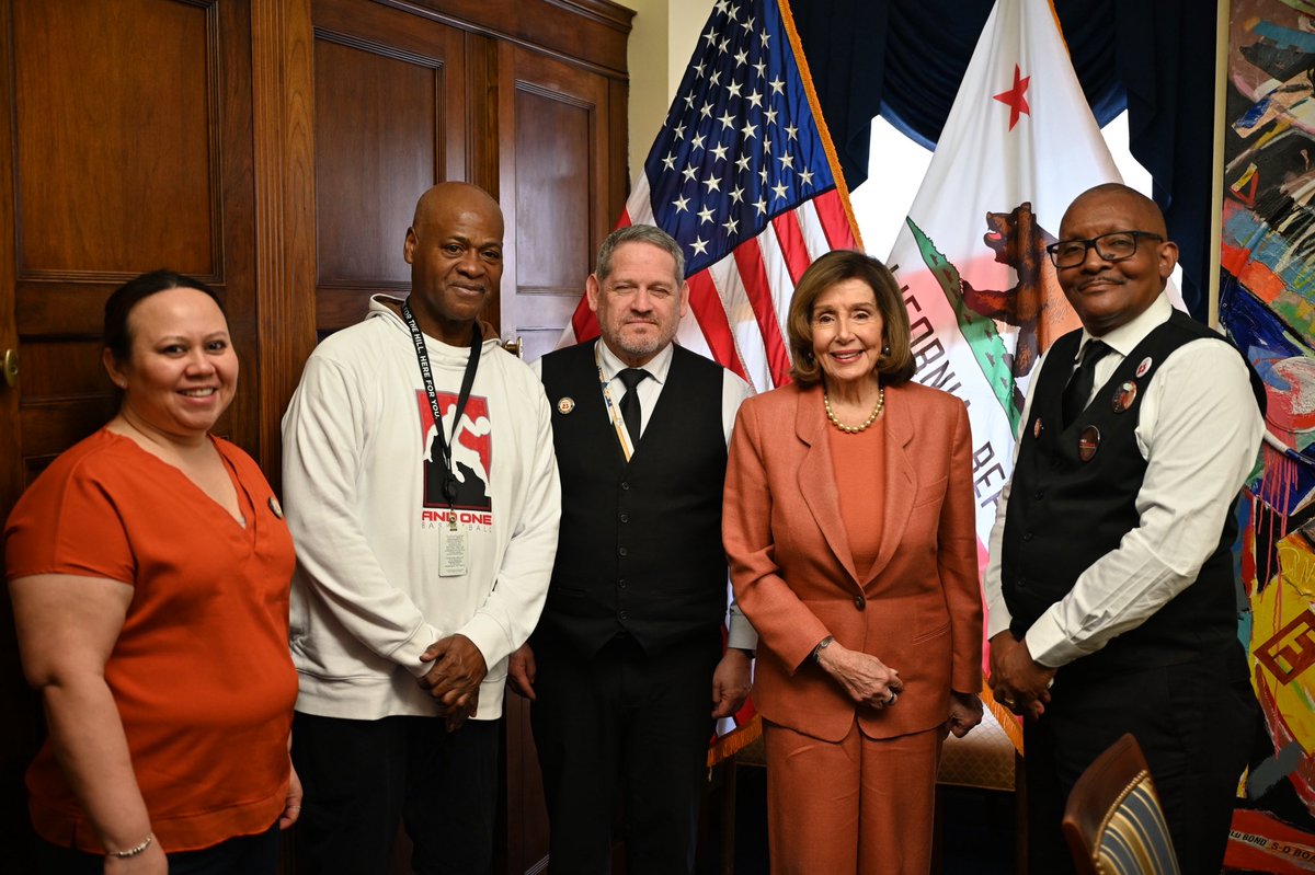 Nancy Pelosi tweet media