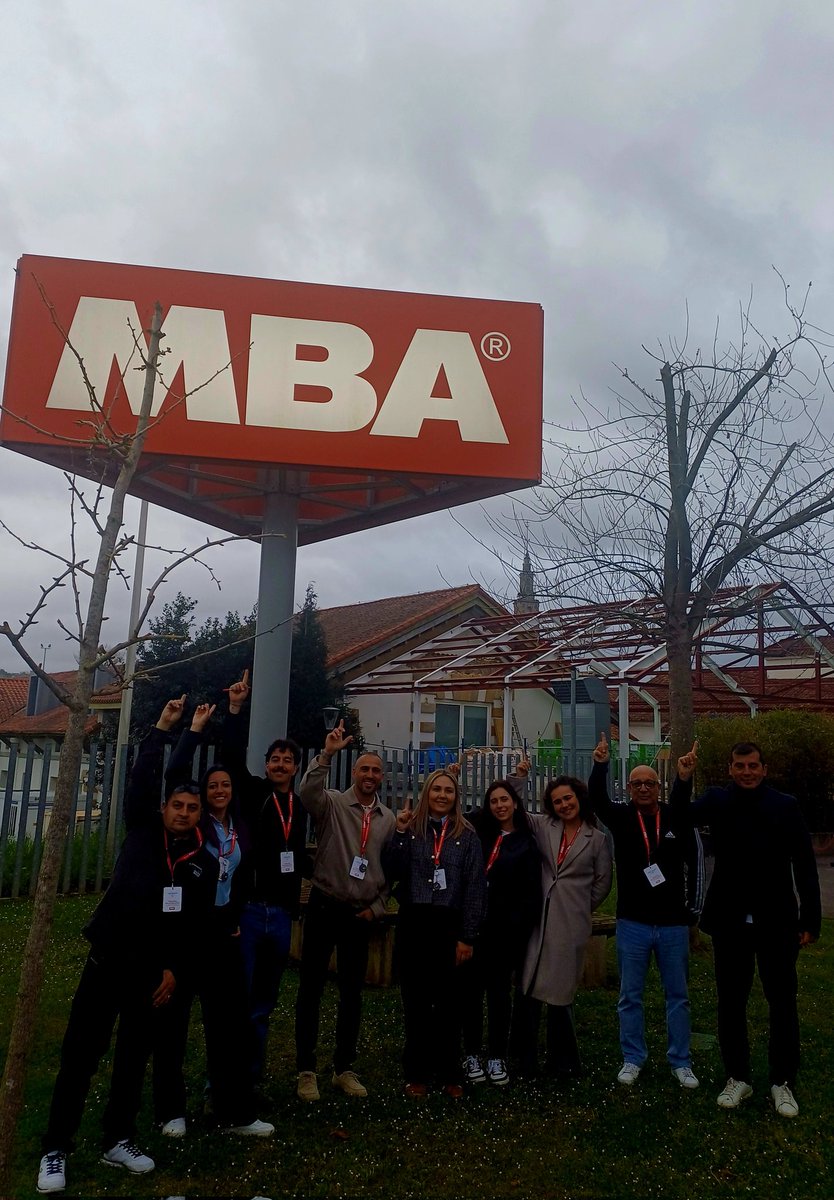 Kike Riesgo tweet media