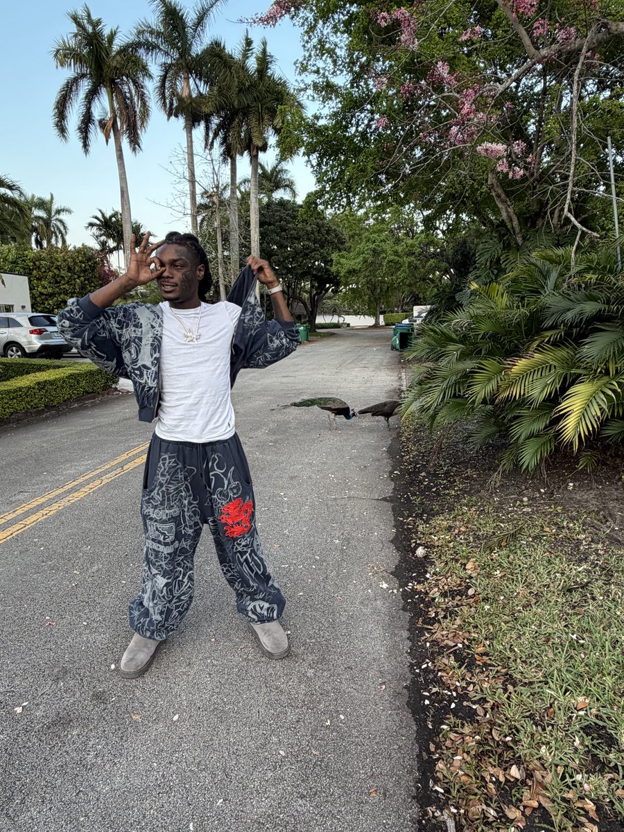 Tezzus Khrist tweet media