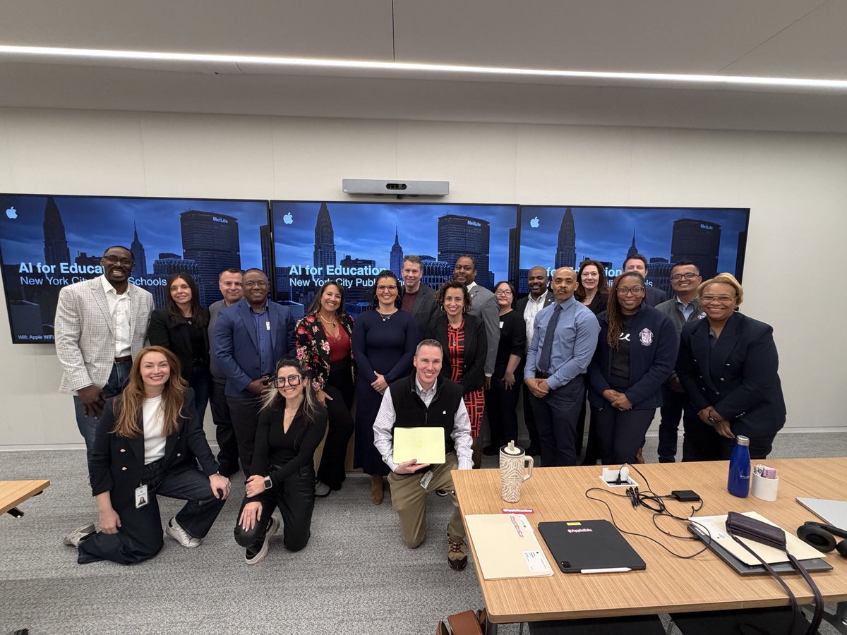 JPatanio's tweet photo. Fulfilling day✨✨ Learning w/ friends @Apple NYC &amp; sharing experiencing on the @briskteaching webinar highlighting  Digital Wellbeing grant  &amp; partnerships. https://t.co/mtAjTIgGW7