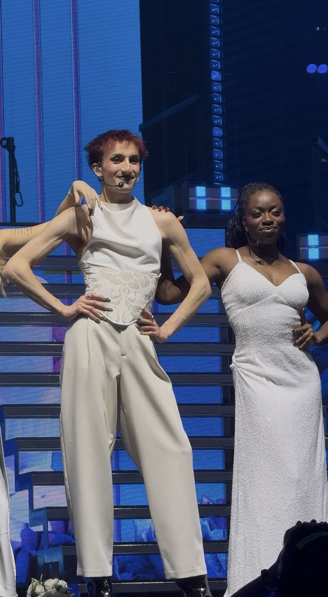 Krista🐆🍒 tweet media