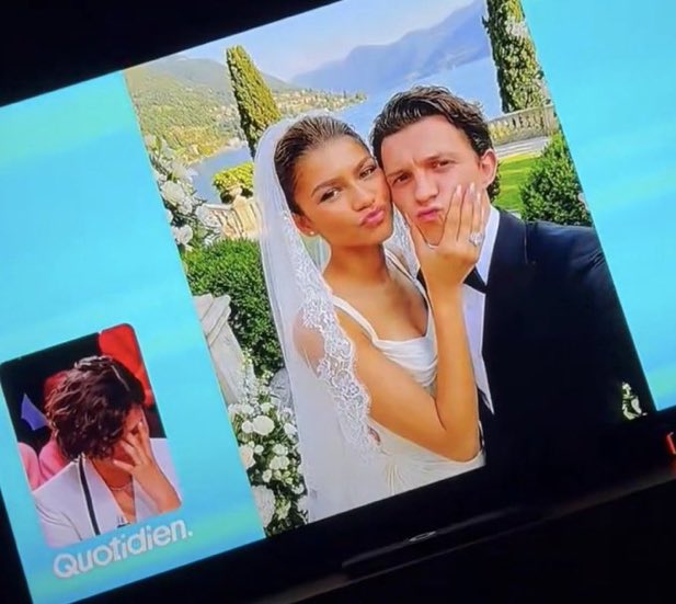 caris🕺 tweet media