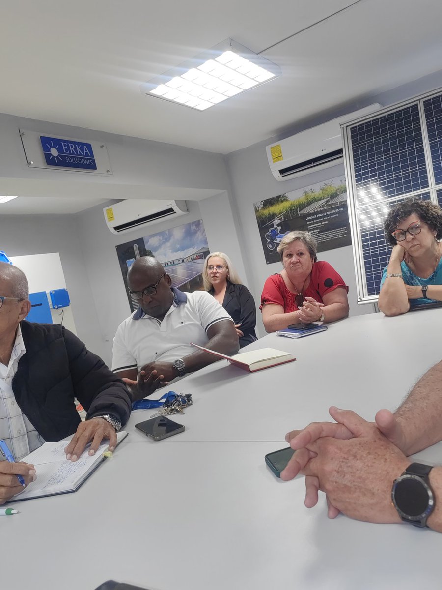Visitamos junto a la #VPM Inés Maria Chapman, la Asociación Económica Internacional(HIDROTEC), dónde se abilitó un Taller y un aula de Capacitación y Acreditación, para la sostenibilidad del Cambio de la Matriz Energética y otros desarrollos #CubaEstáFirme #INRHCuba