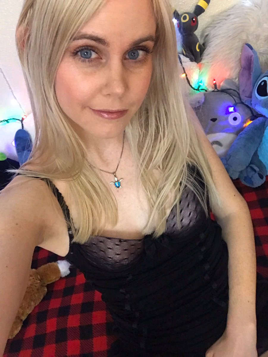 Fiona_760's tweet photo. Hello guys ❤️ https://t.co/koaeG23cn5