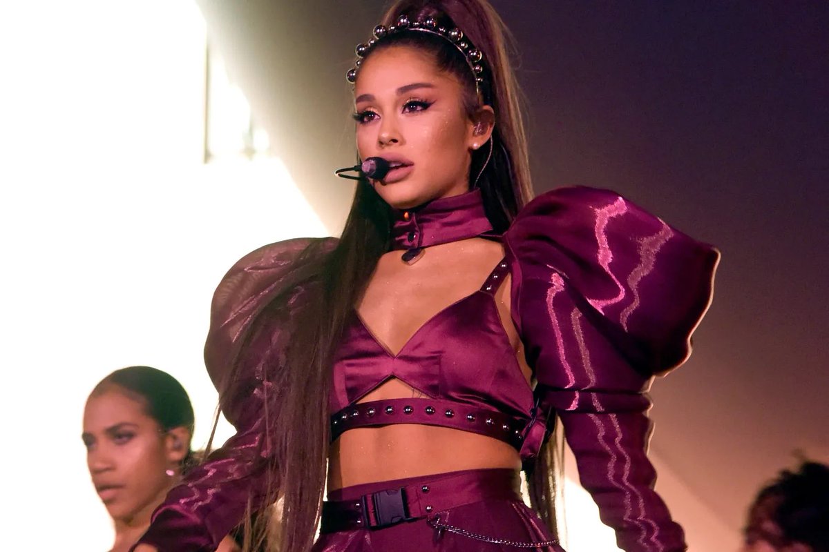 TheGrandeTop10 tweet media