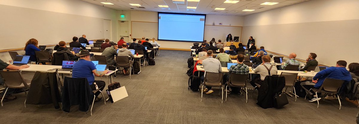 mayunkj's tweet photo. Thank you everyone who came out for @AzureSREAgent lab at #mvpsummit. Reminder that the service is now GA and everyone can try it out using these lab instructions https://t.co/HnuY7OPORX #mvpbuzz
@LBugnion https://t.co/JlpWVPNC0E